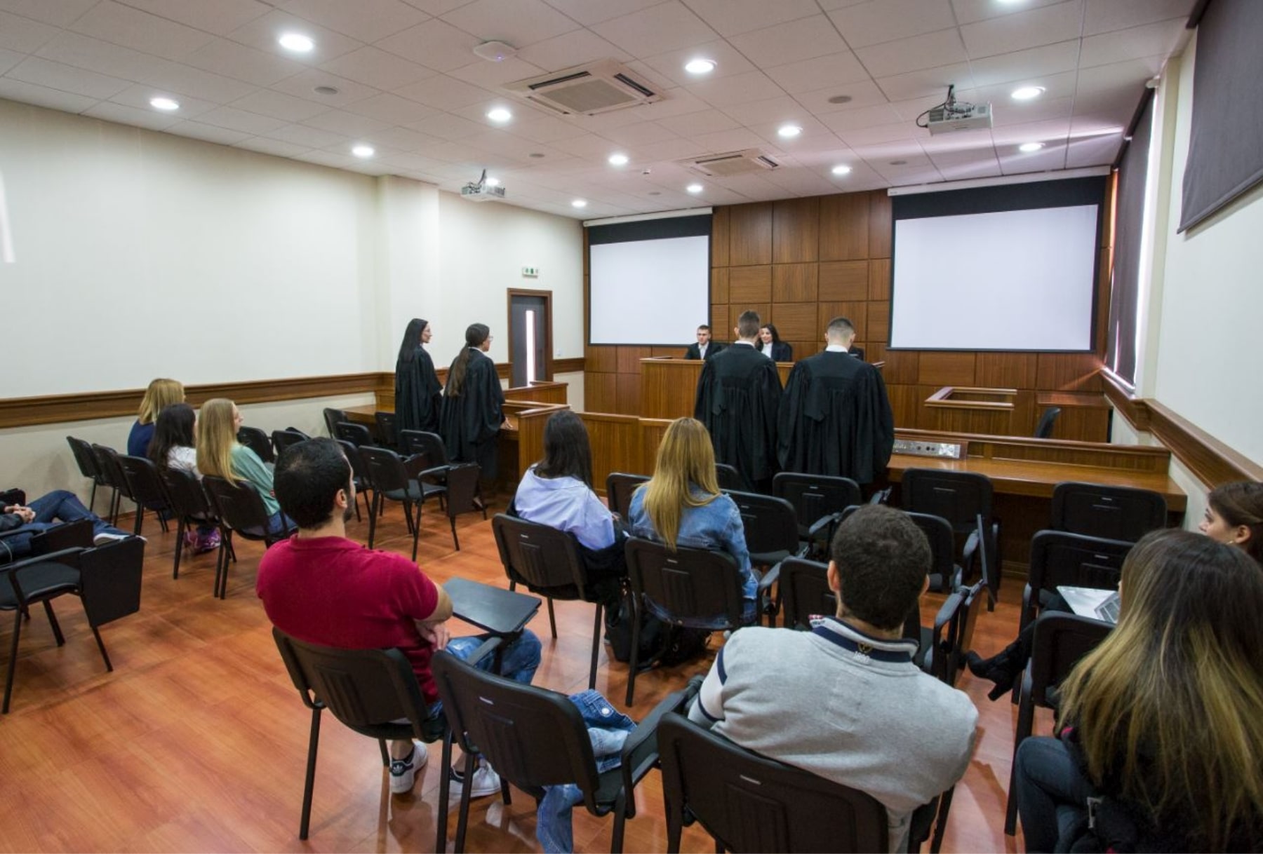 Moot-Court-1-min